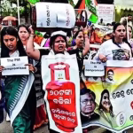 LPG price hike: Mamata calls for protests, Sidda seeks PM Modi’s ouster | India News – The Times of India